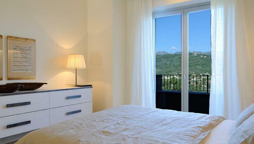 Almablanca Bed & Breakfast Garlenda Bagian luar foto